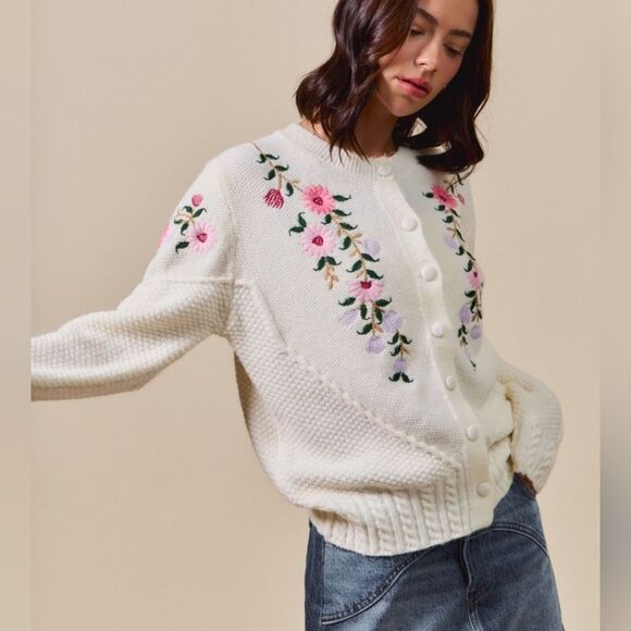 SO ME Floral Embroidered Coquette Cardigan Embroidered Cream Sweater - Picture 3 of 11